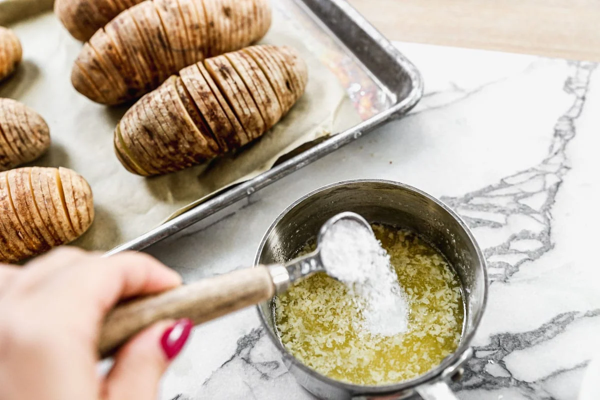 cách làm khoai tây đút lò bằng nồi chiên không dầu