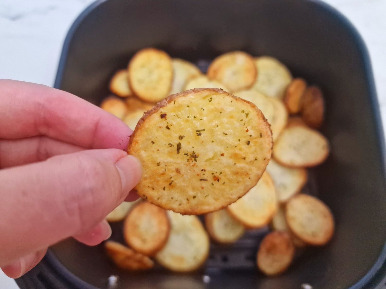 cách làm snack bằng nồi chiên không dầu