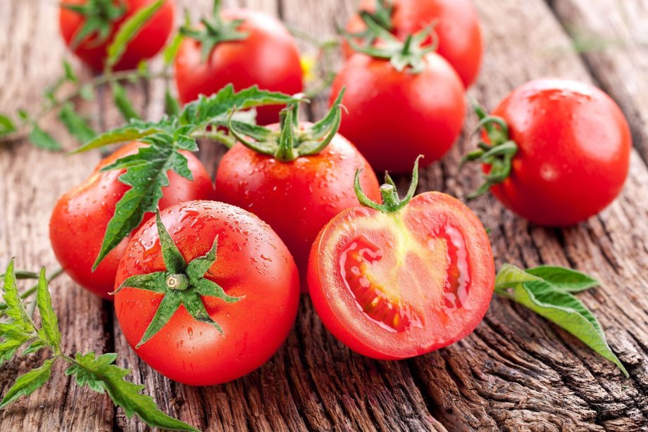 mẹo chọn cà chua tươi ngon, chín tự nhiên
