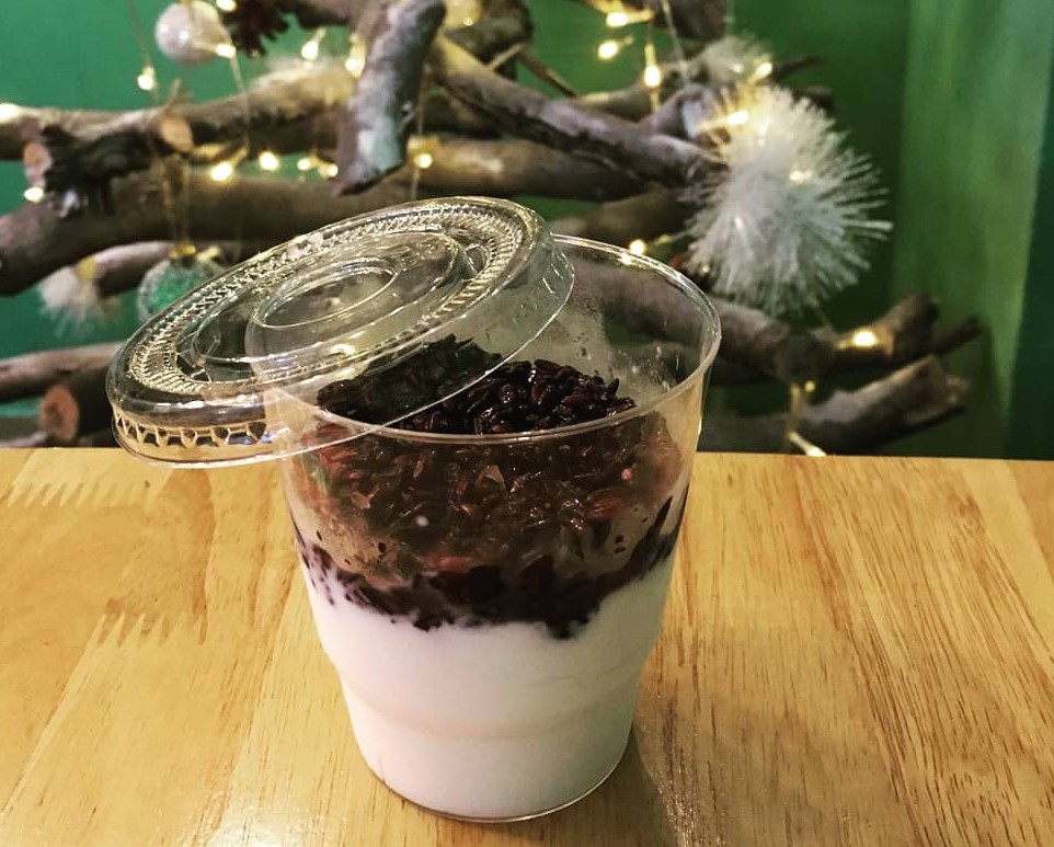 Cách làm sữa chua nếp cẩm