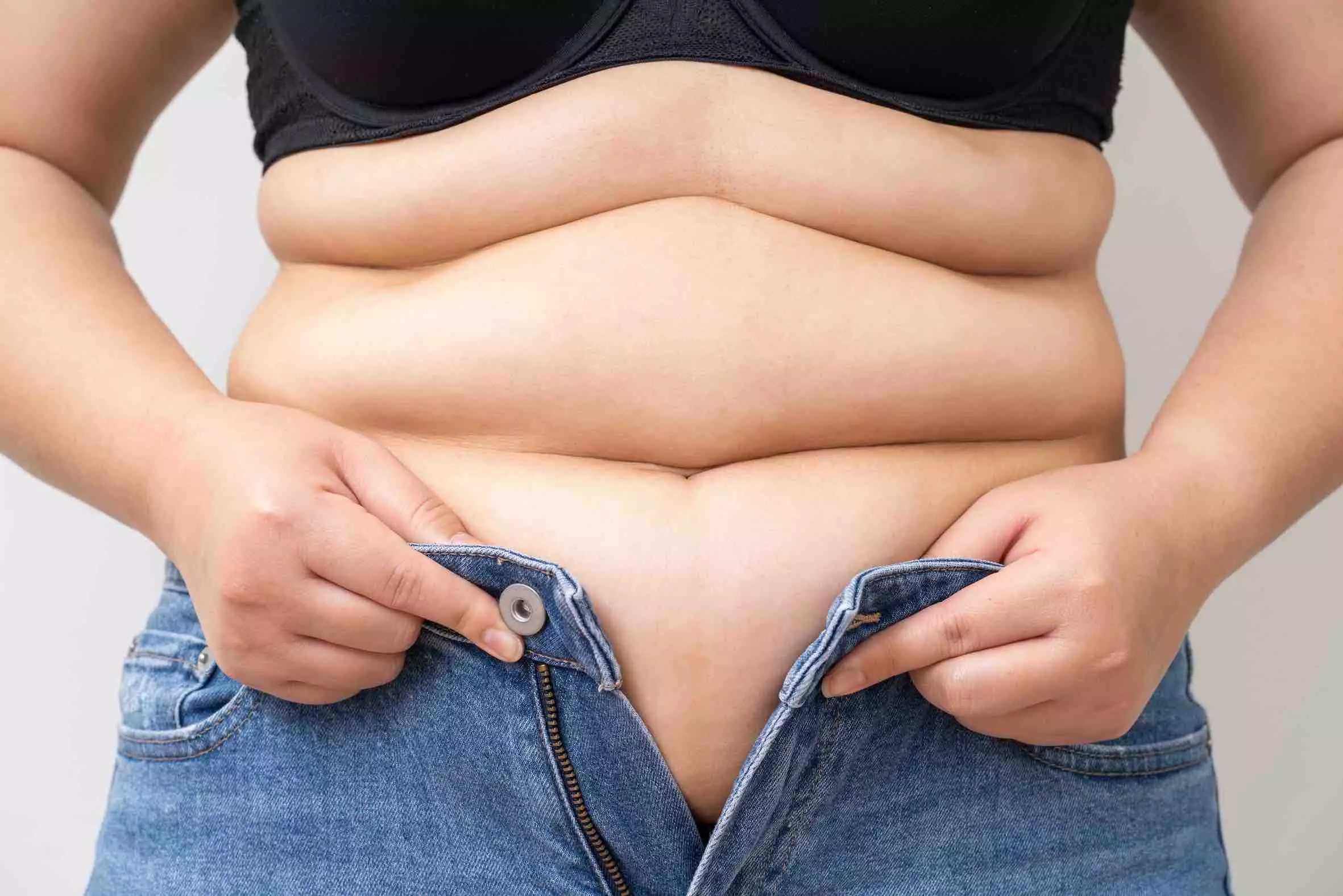 ăn gì dễ khiến cơ thể bị tích mỡ bụng