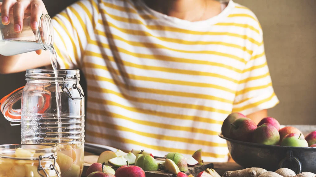 cách làm giấm táo mèo