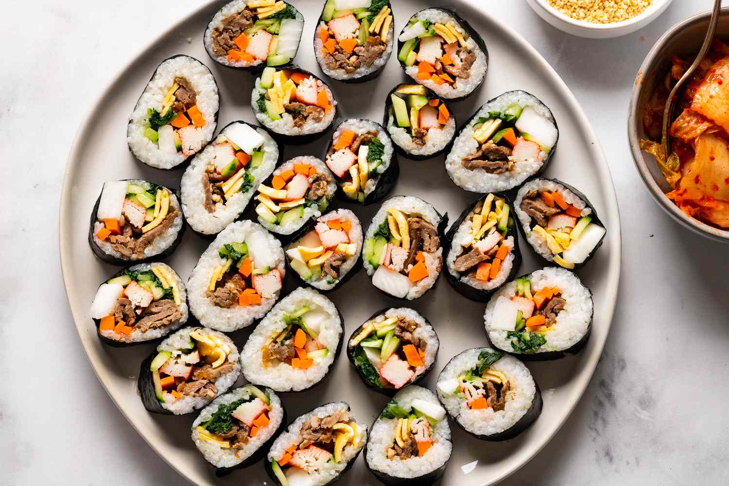 cách làm cơm cuộn rong biển