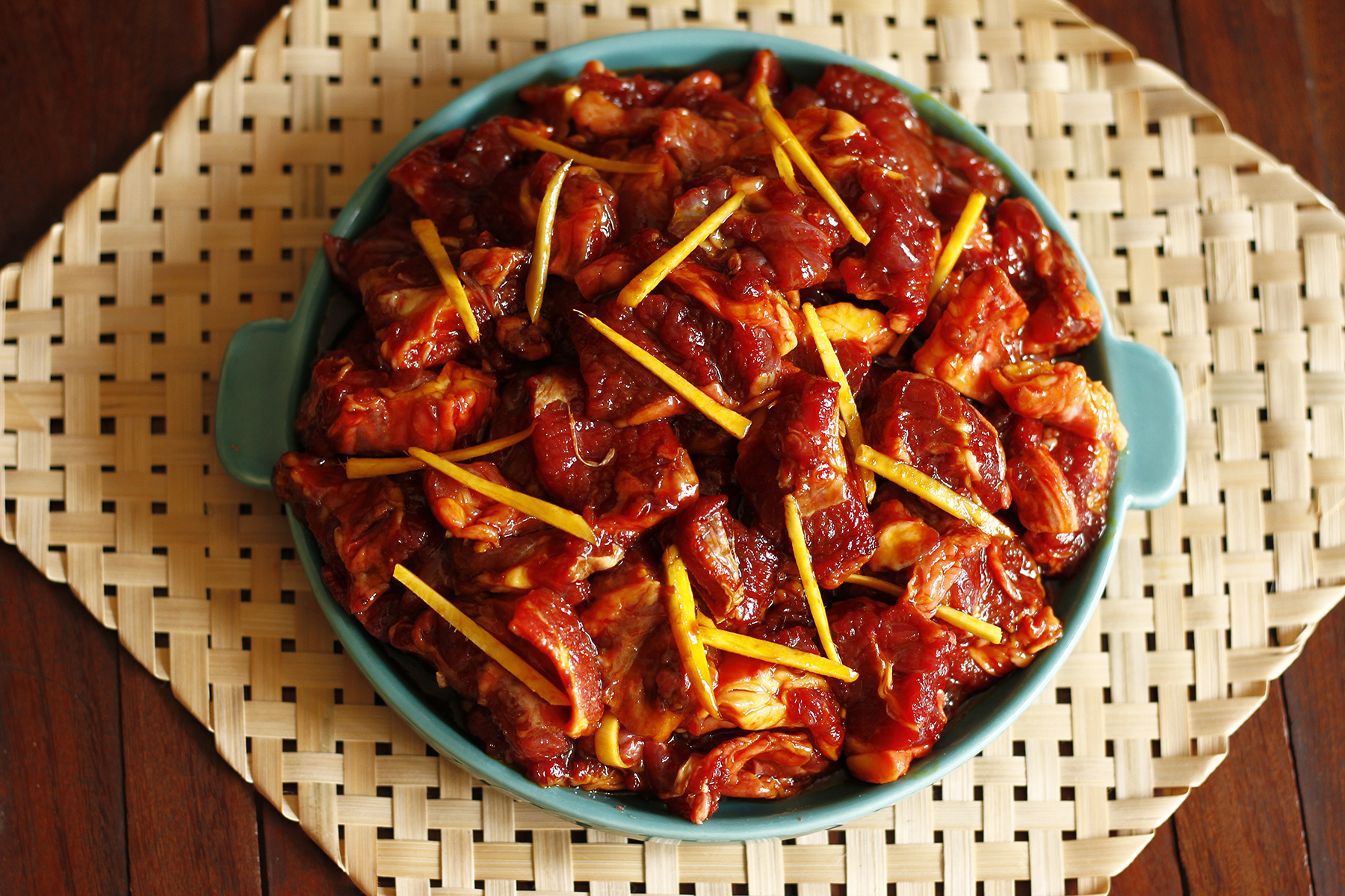 cách làm bò kho gừng