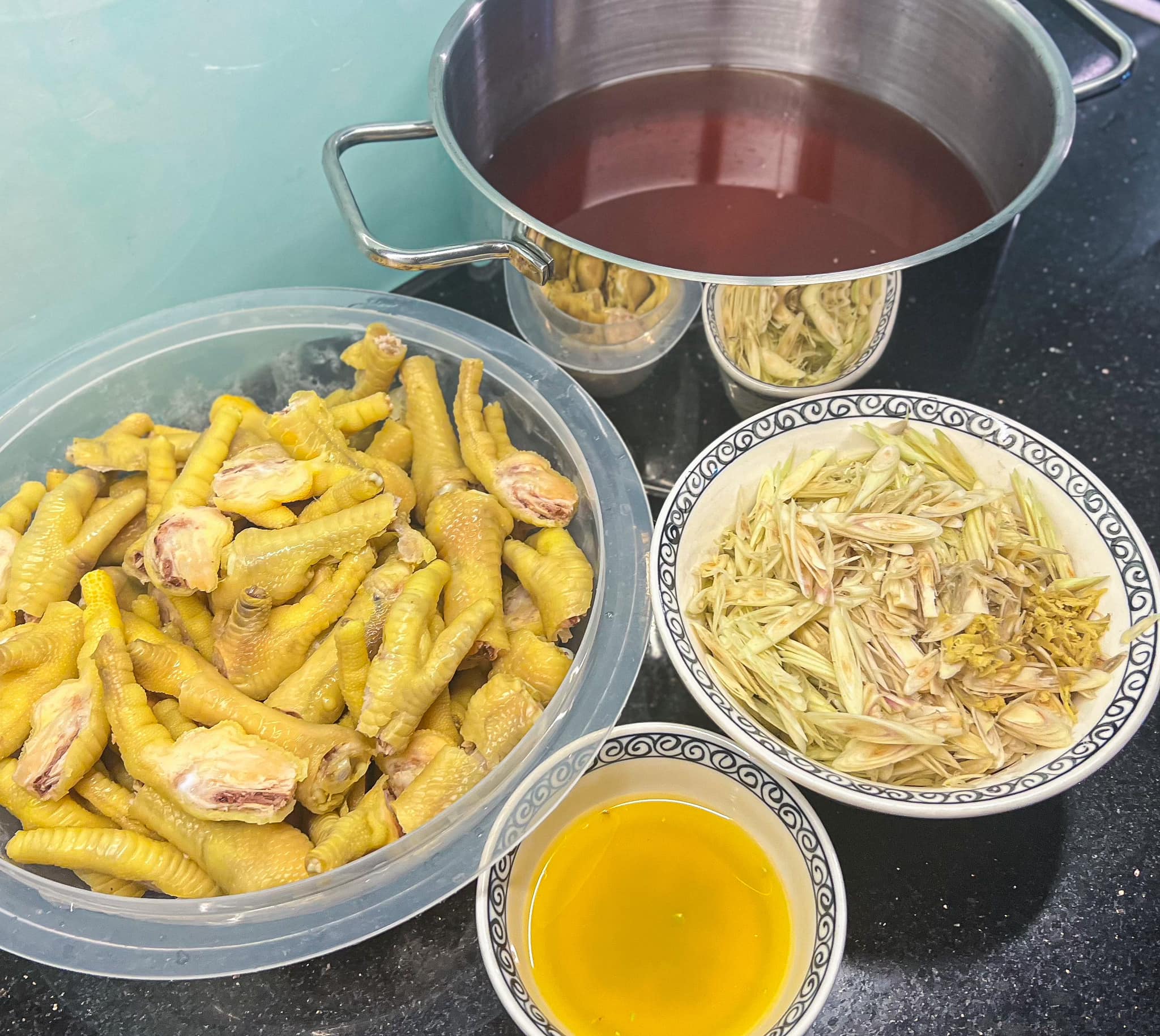 Cách làm chân gà sả tắc