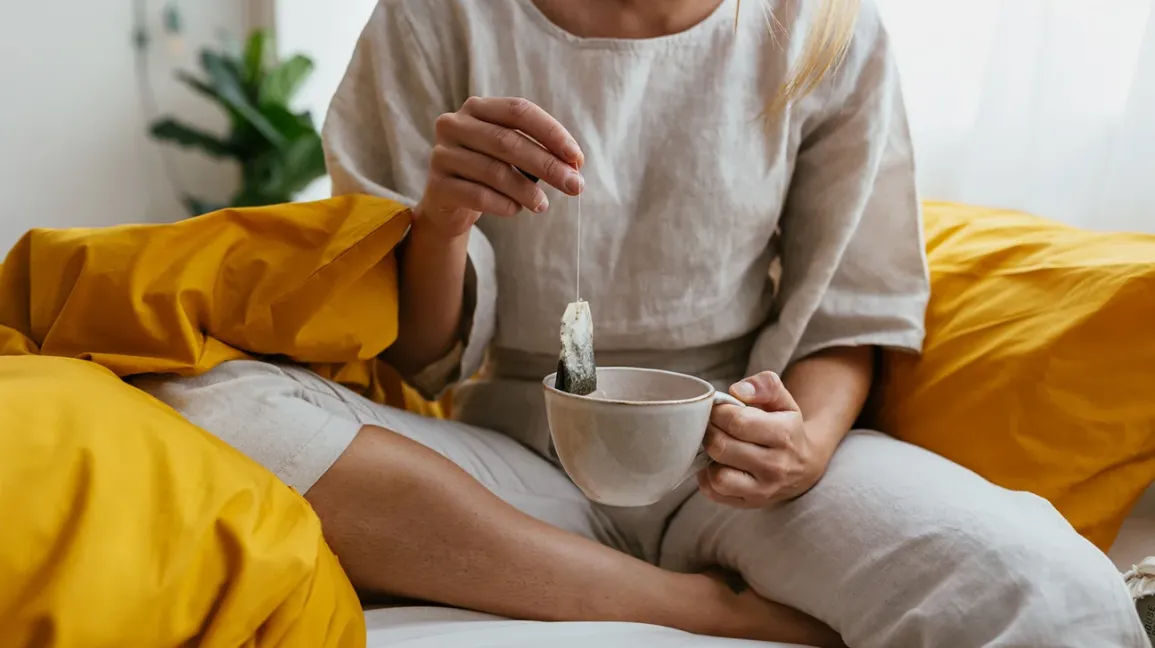 Uống nước xạ đen hàng ngày có tốt không?