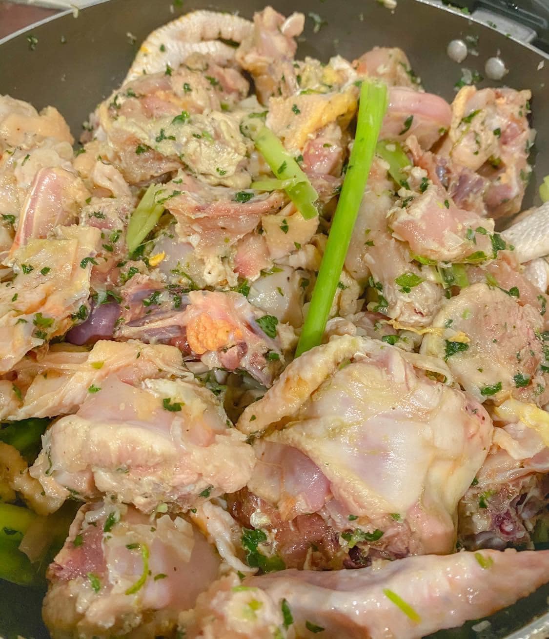 cách làm lẩu gà lá é