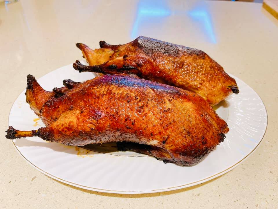 cách làm vịt quay lá mắc mật