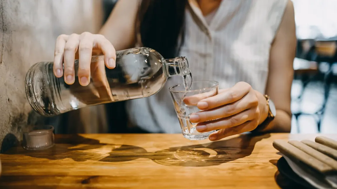 cách trị môi khô nứt nẻ chỉ trong một đêm