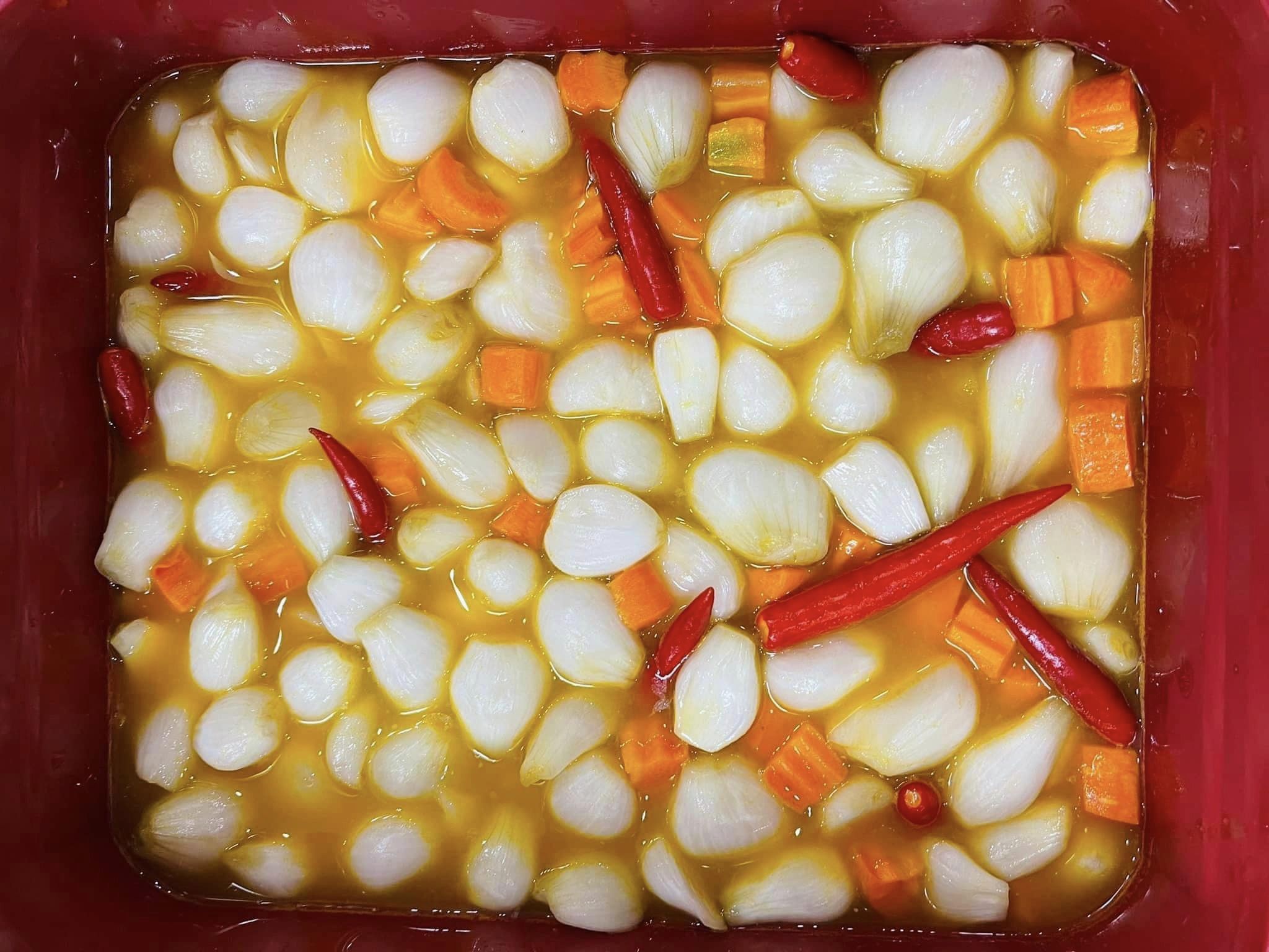 Cách làm hành muối chanh leo