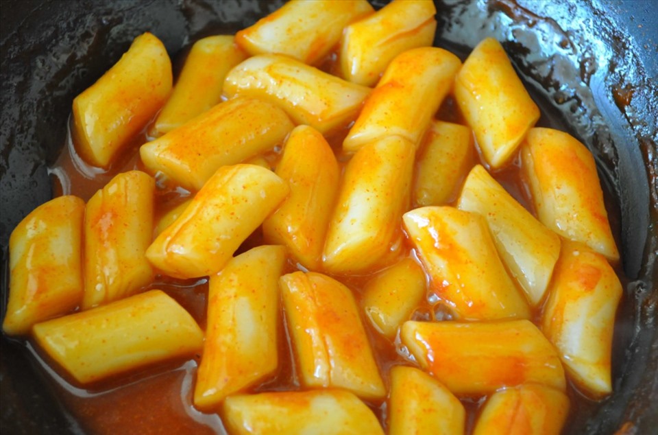 cách làm tokbokki bằng cơm nguội