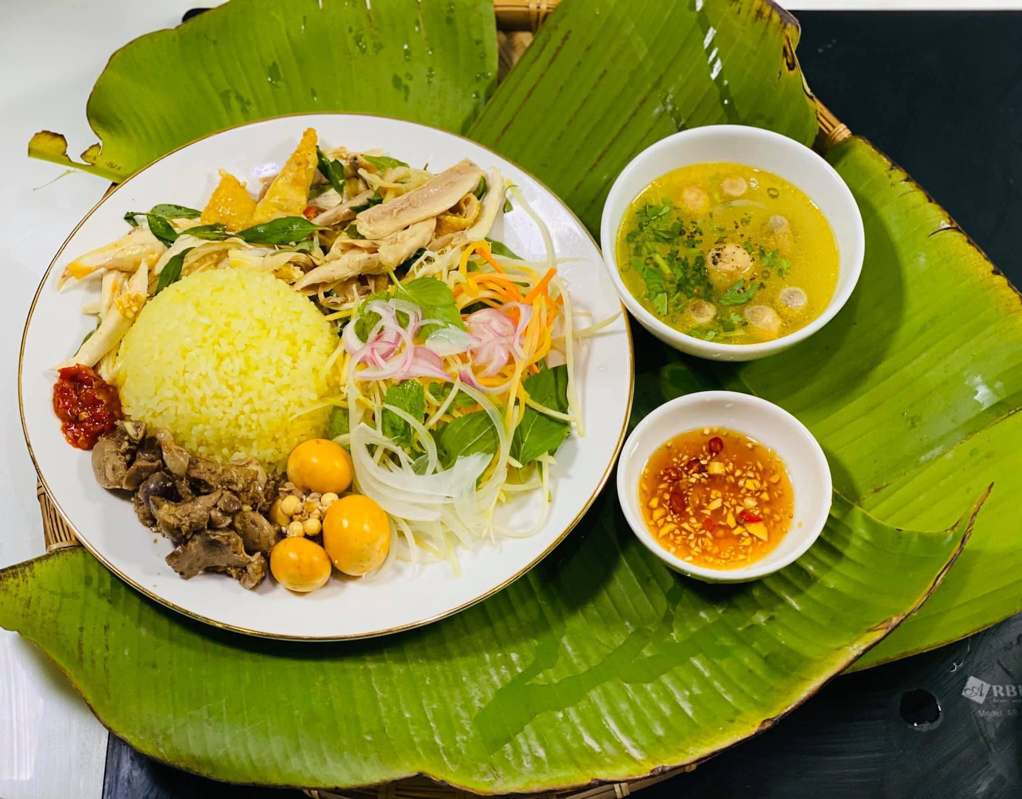 cách làm cơm gà Hội An