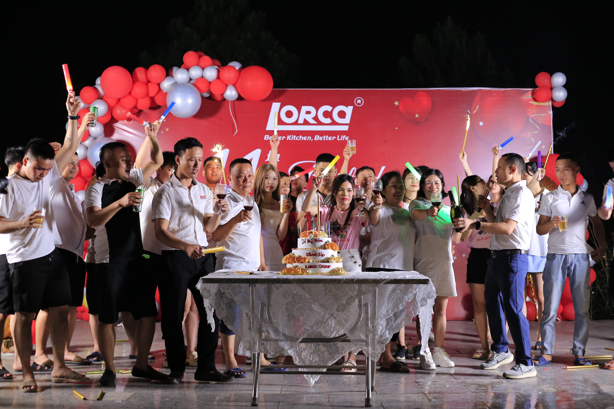 kỉ niệm 11 năm thành lập