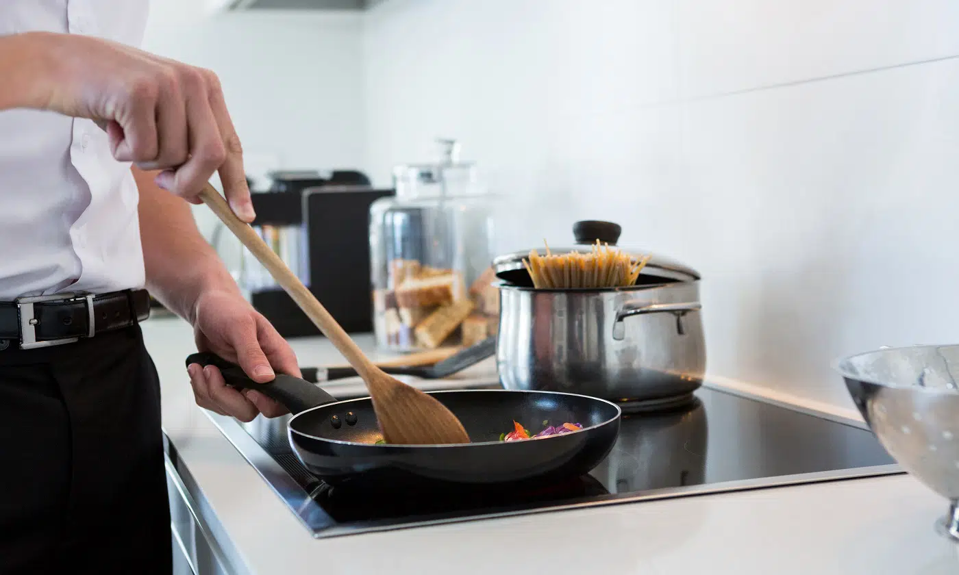cách sử dụng bếp từ an toàn
