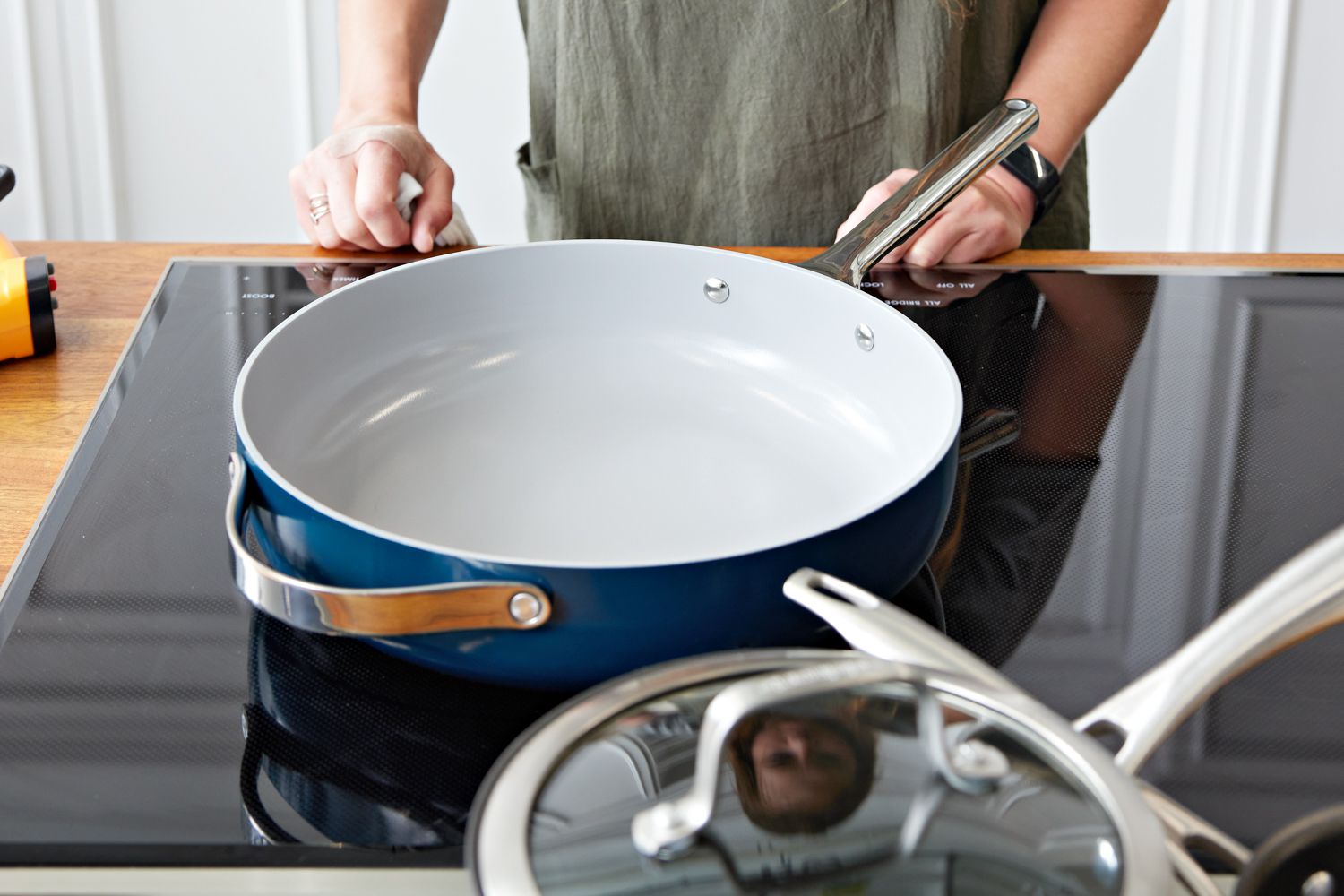 bếp từ hết bao nhiêu số điện 1 tháng