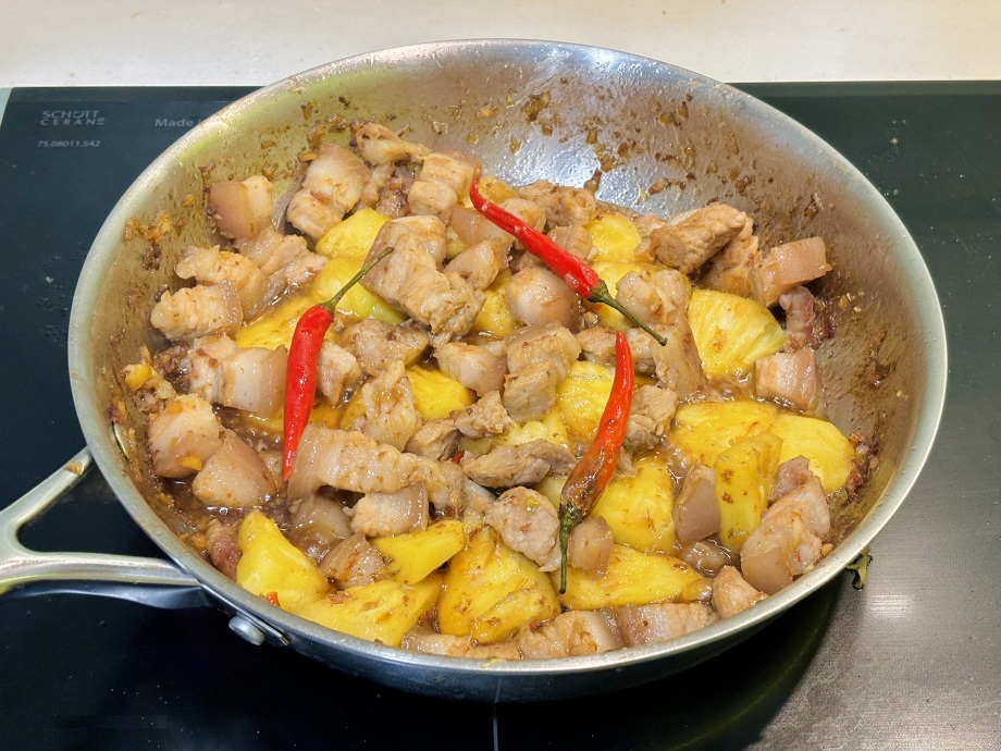 cách làm ba chỉ kho dứa