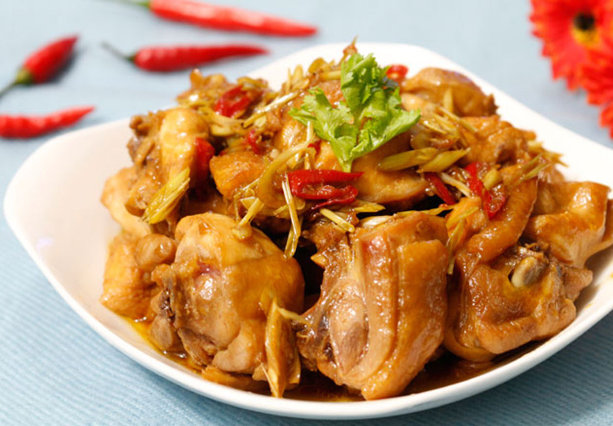 nấu món gà xào sả ớt  với bếp từ