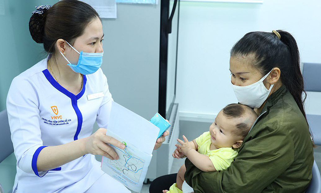 triệu chứng của bệnh bạch hầu
