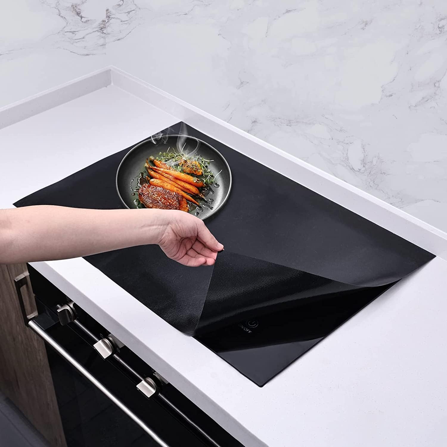 có nên dùng miếng lót bếp từ