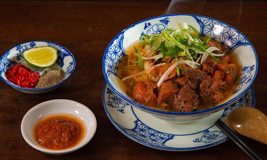 bò sốt vang