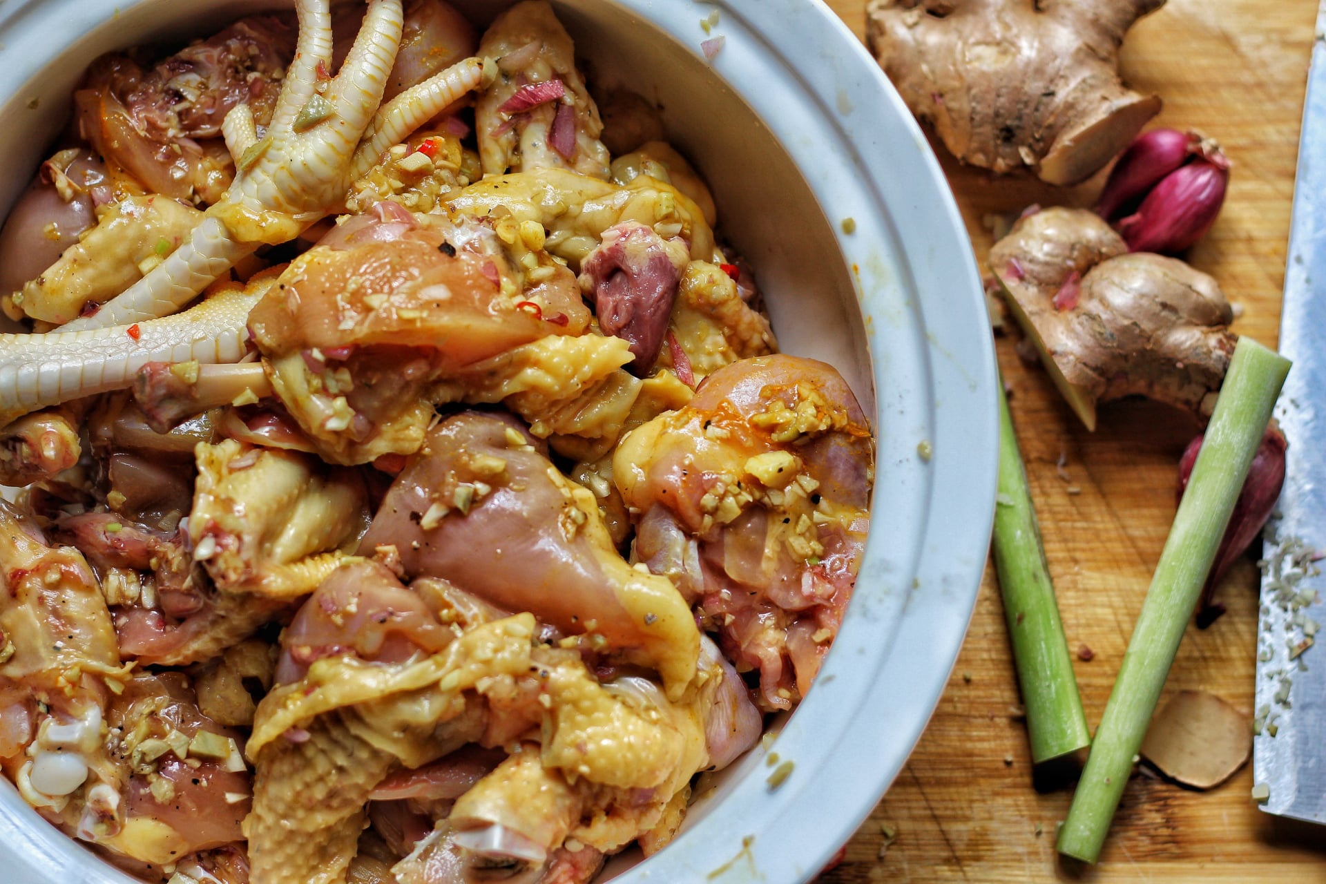 cách làm gà kho gừng