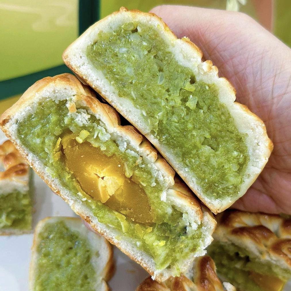 cách làm bánh trung thu nhân cốm dừa