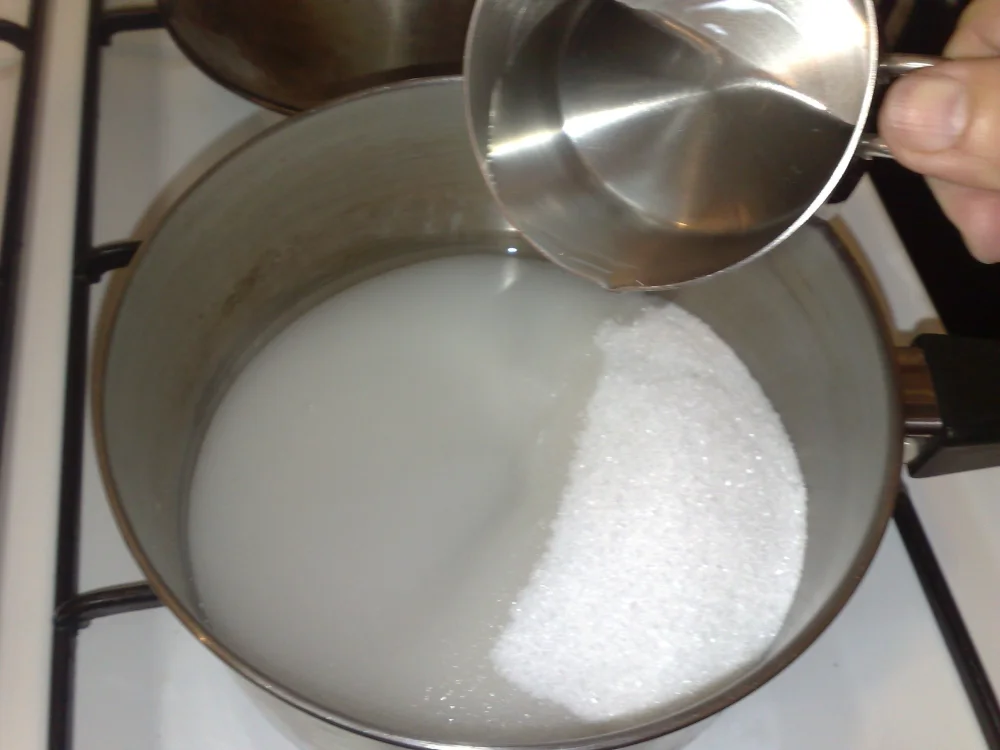 nấu nước đường