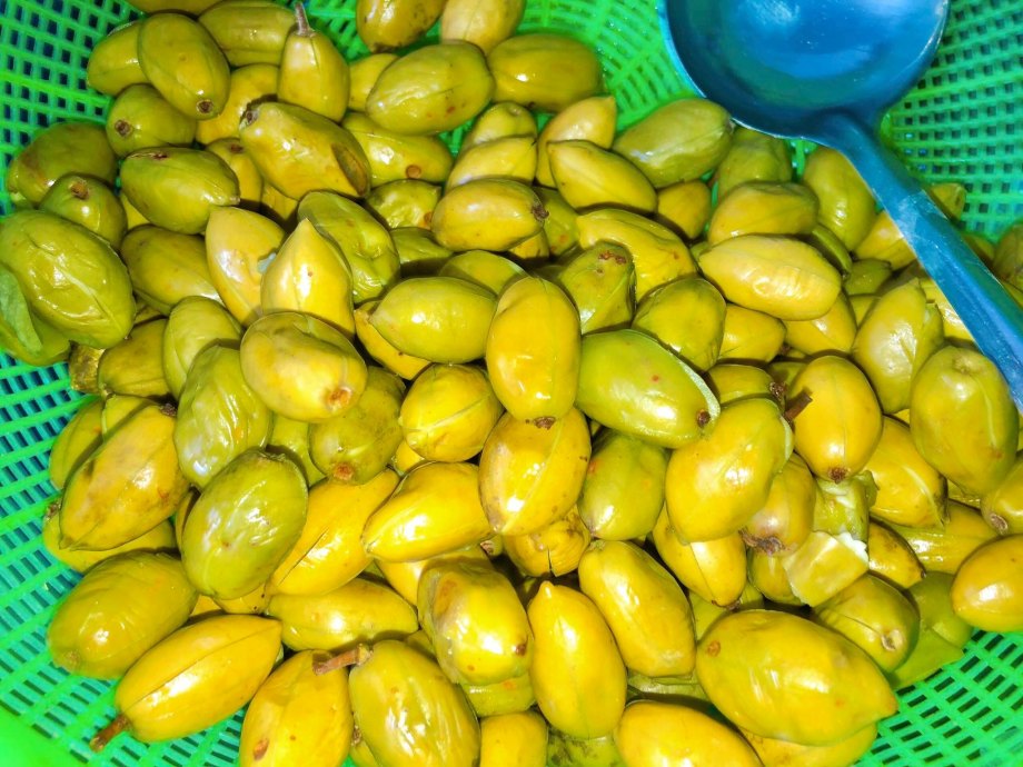cách làm cà na ngâm đường