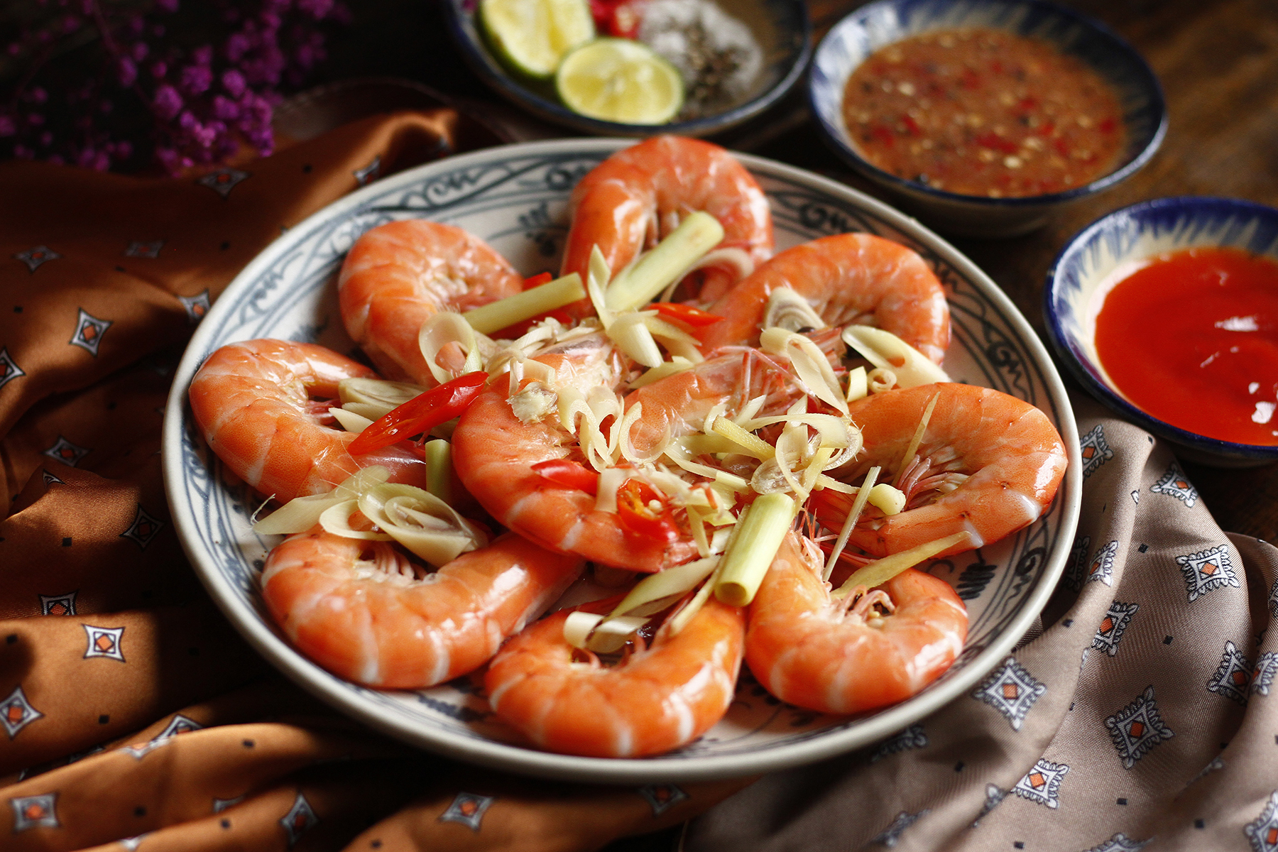 Cách làm tôm hấp nước dừa