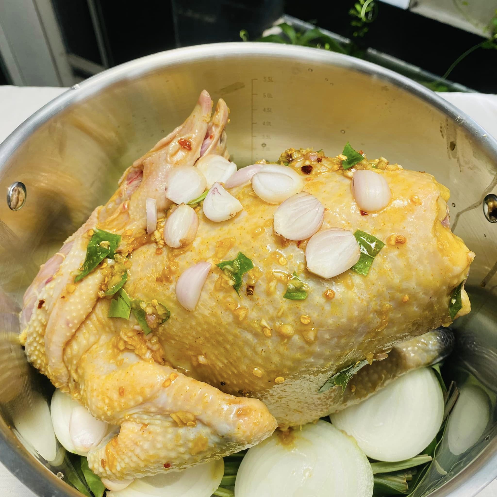 cách làm gà hấp muối