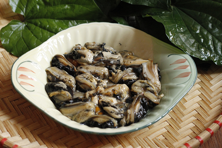 cách làm chả ốc cuốn lá lốt