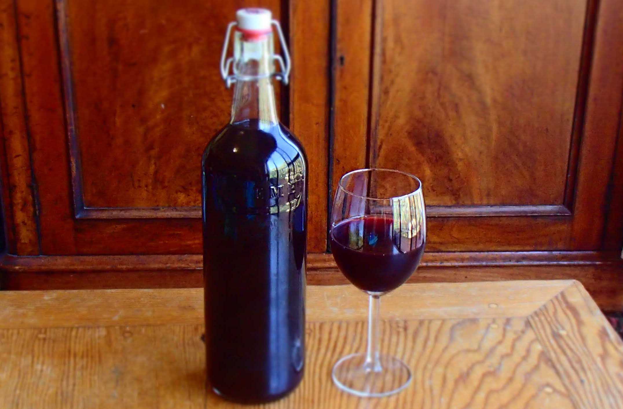 cách ngâm rượu dâu tằm