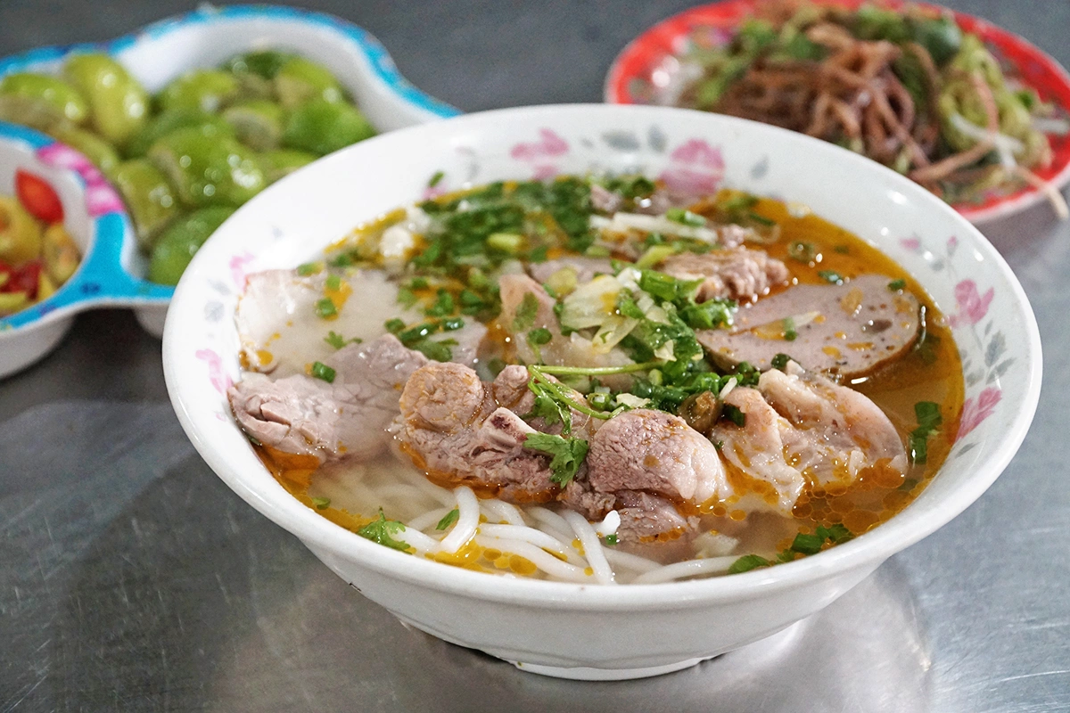 cách nấu bún bò đơn giản