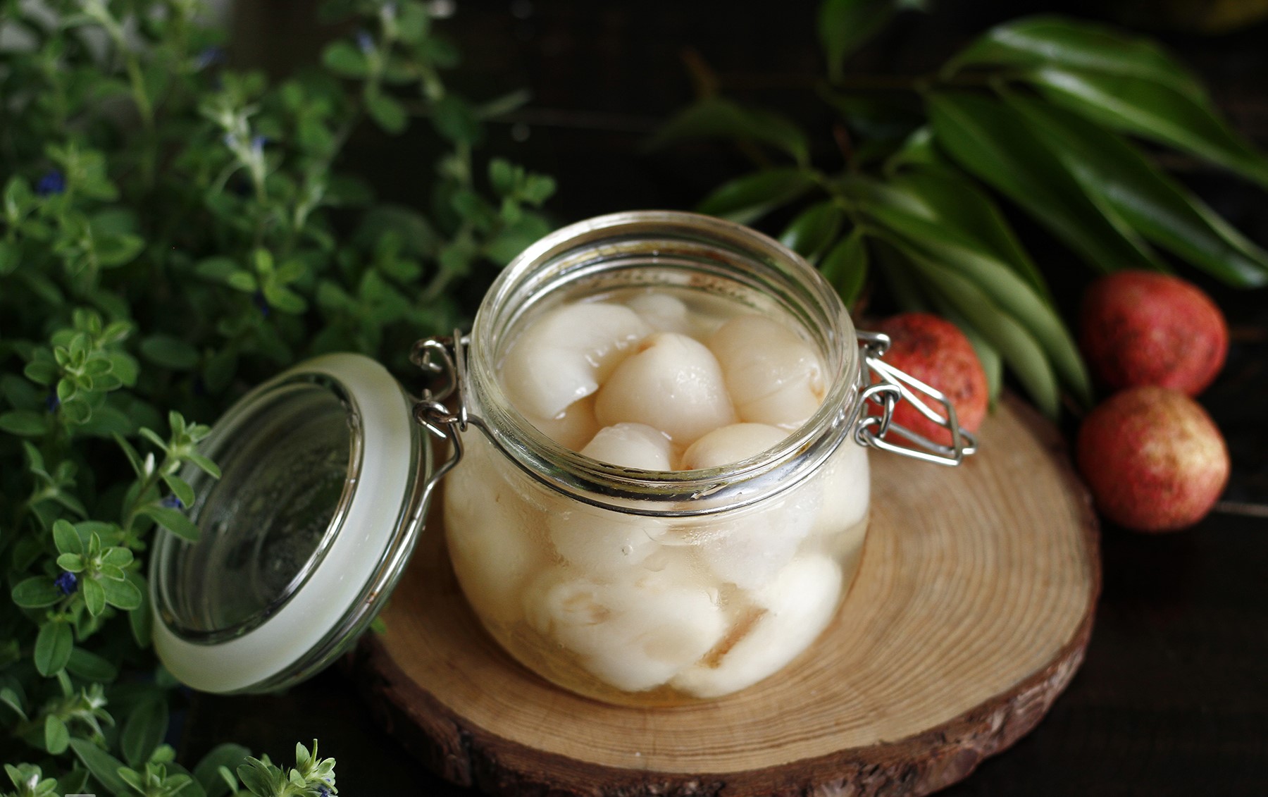 cách ngâm vải thiều