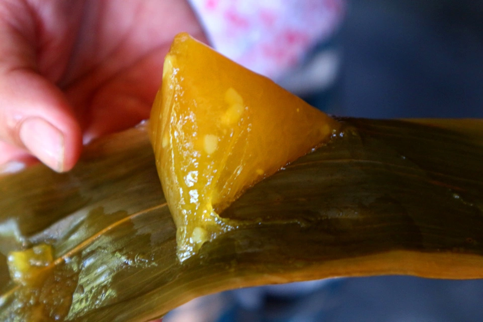 Cách làm bánh ú nước tro