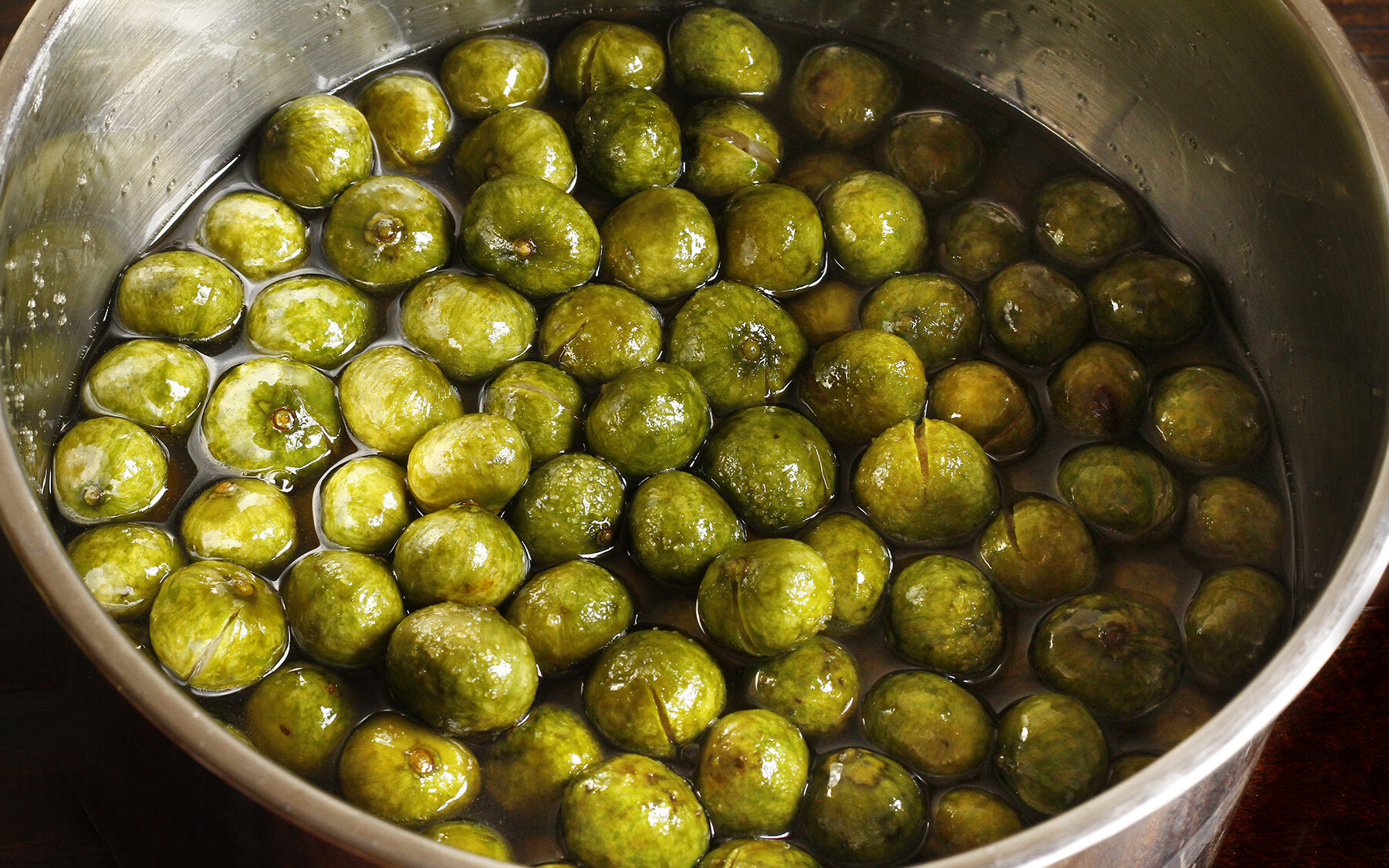 cách làm sấu non ngâm đường