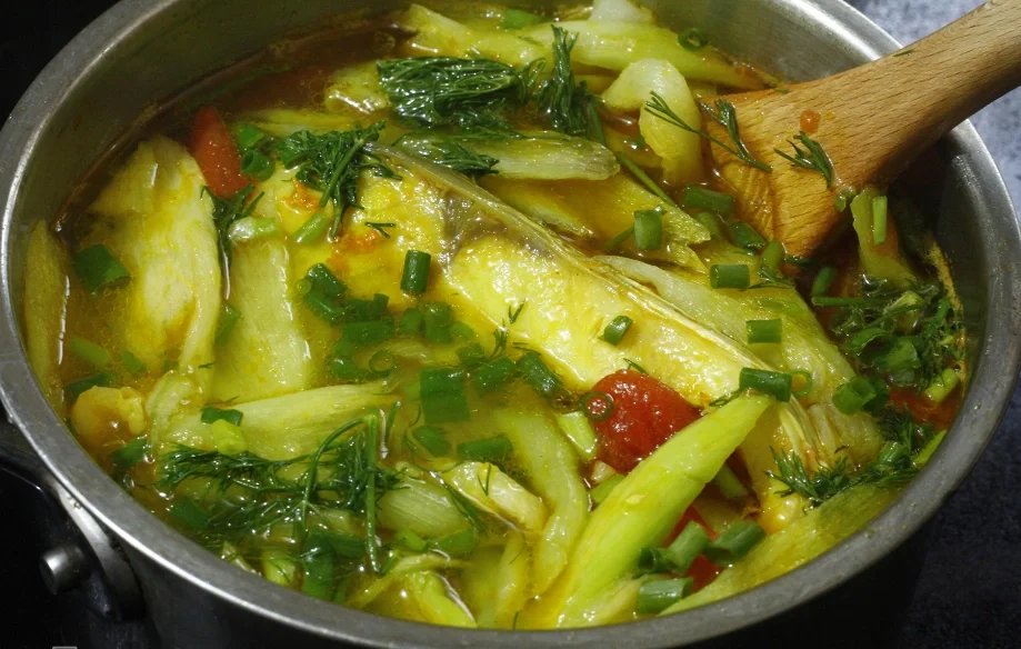 cách nấu canh cá dọc mùng