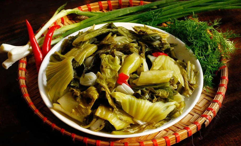 cách nấu đầu cá nấu dưa chua