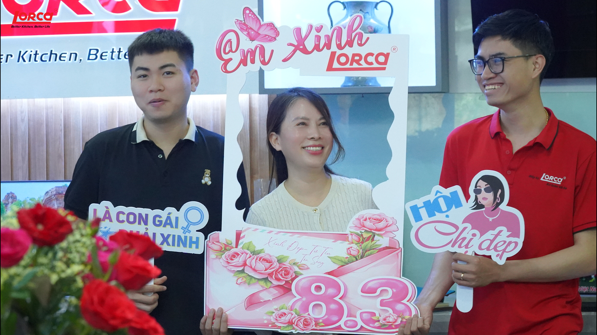 Lorca chúc mừng ngày 8/3